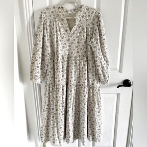 Floral print tiered dress